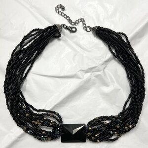 Black stone chocker